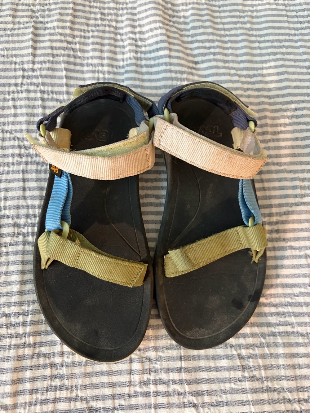 Boys Teva- Size 3
